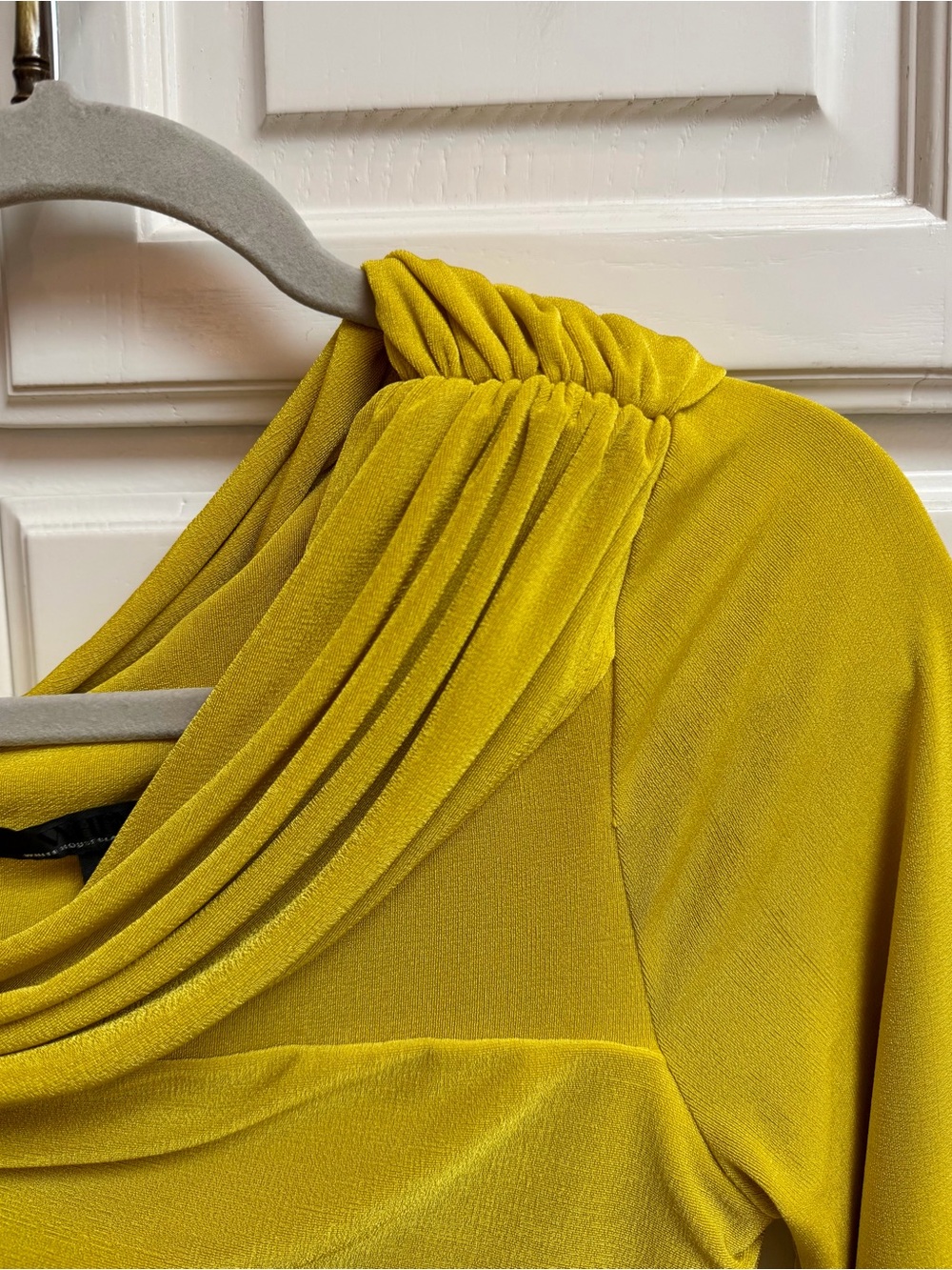 White House Black Market Twist Front Asymmetrical Top Yellow Size Medium - Picture 7 of 12